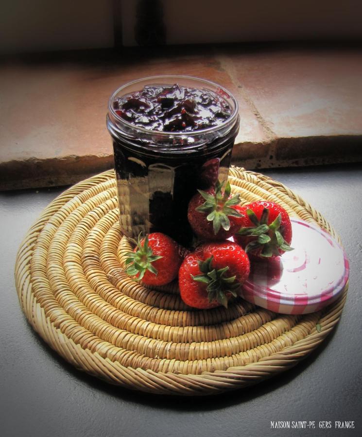 แมซง แซ็ง-เป Bed & Breakfast Beraut ภายนอก รูปภาพ
